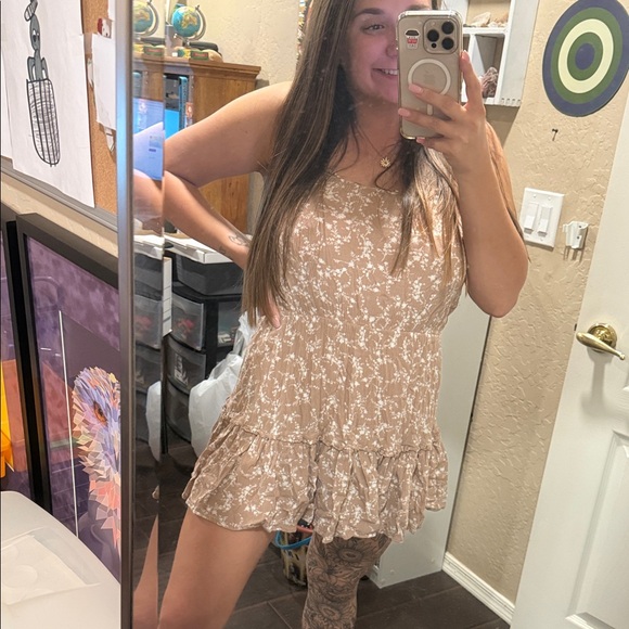 Rue21 Tan Floral Dress - Picture 5 of 5